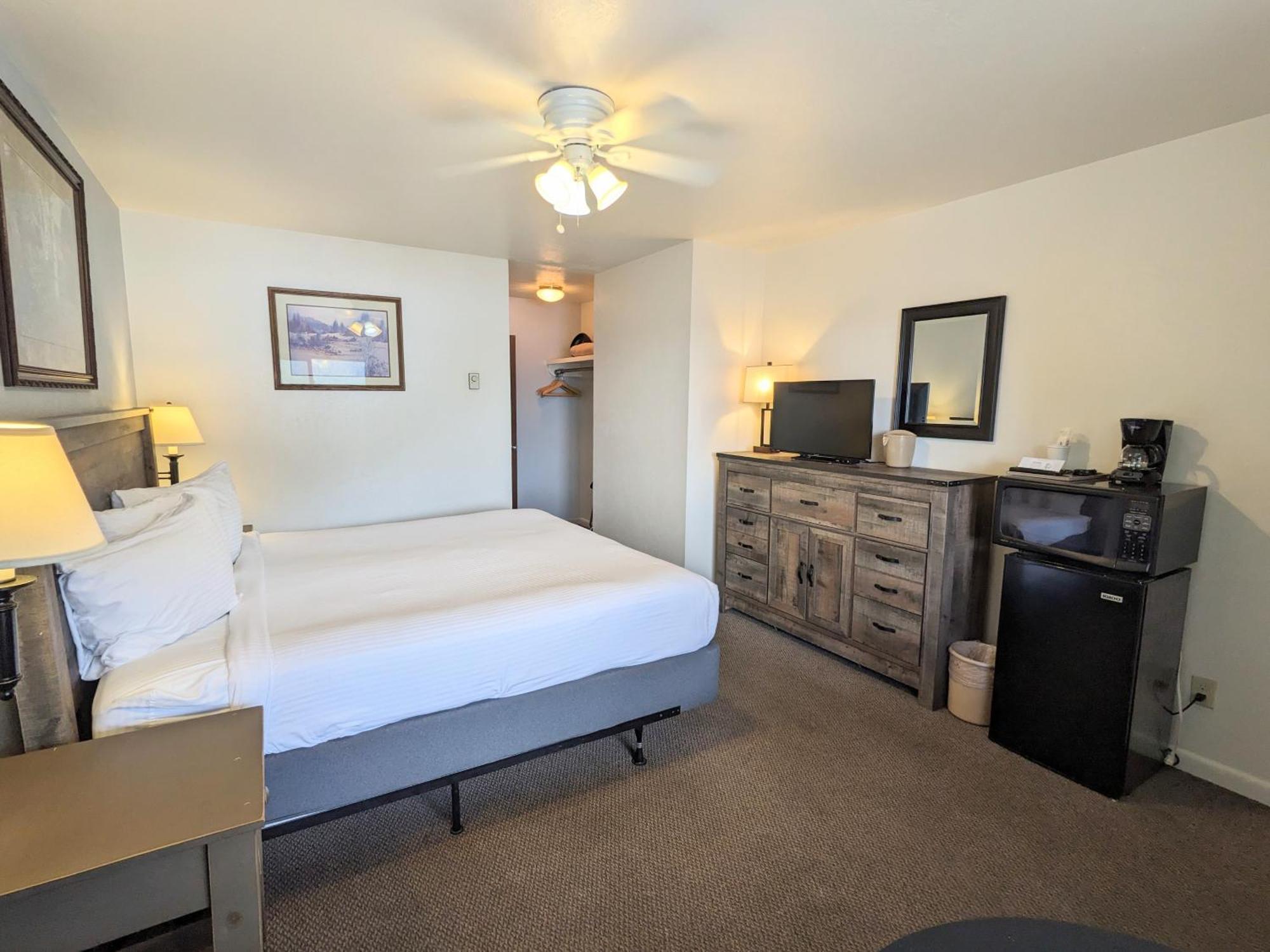 Western Riviera Lakeside Lodging 그랜드레이크 외부 사진